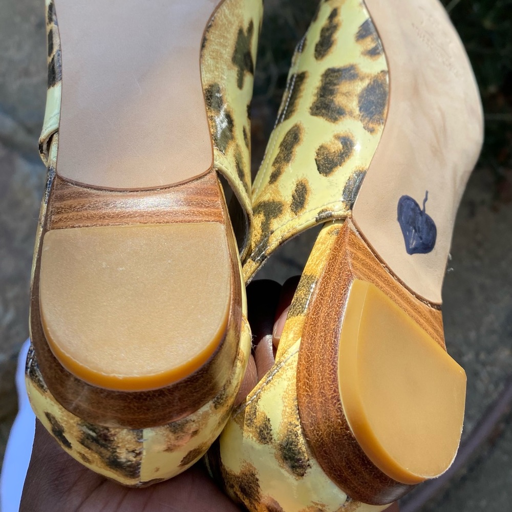 NW Stuart Weitzman 💯 🇪🇸 Leather Open toe Flats, Sz 7 - Picture 11 of 11